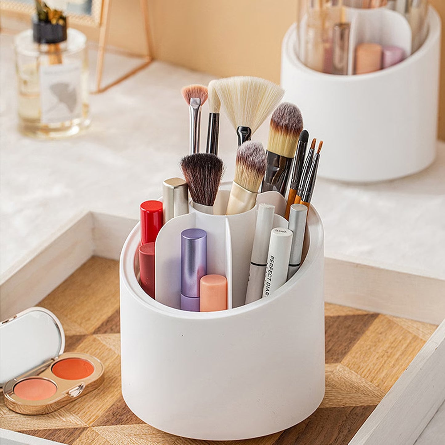 360° Rotating Makeup Brush Organizer with Clear Cover